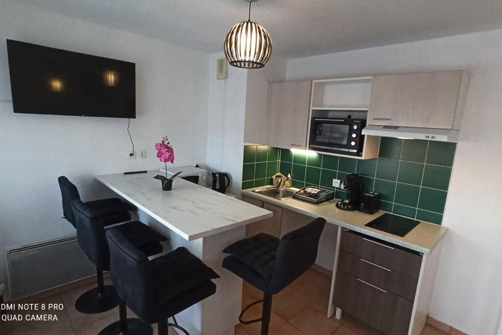 אנמסה Appartement Face A La Gare מראה חיצוני תמונה