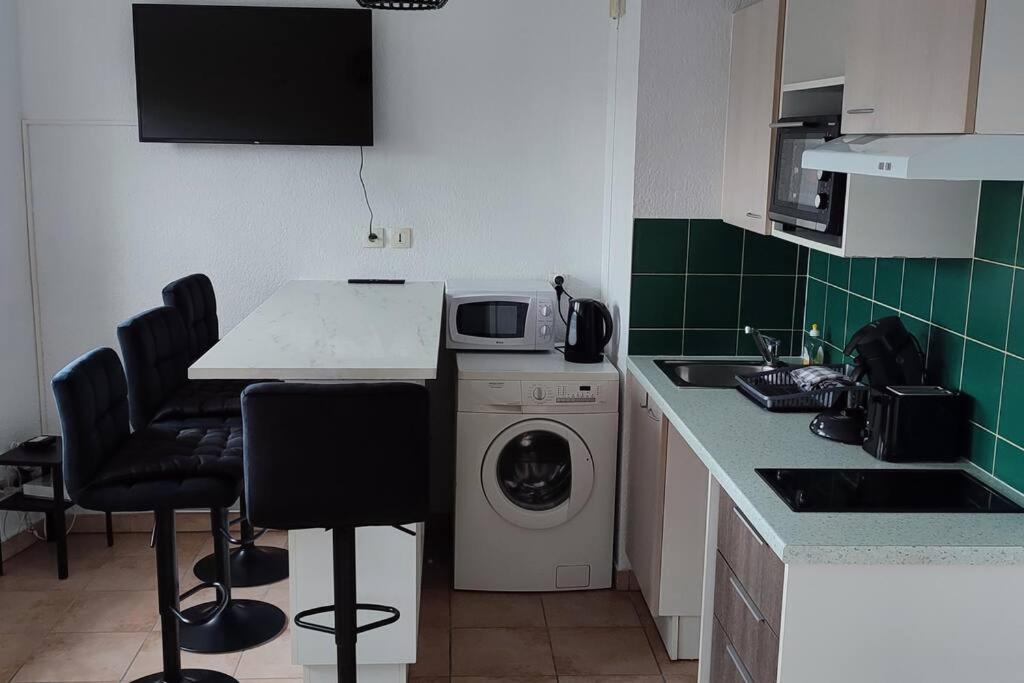 אנמסה Appartement Face A La Gare מראה חיצוני תמונה