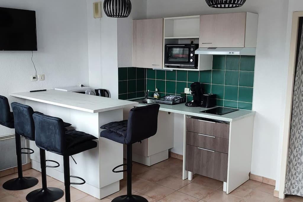 אנמסה Appartement Face A La Gare מראה חיצוני תמונה