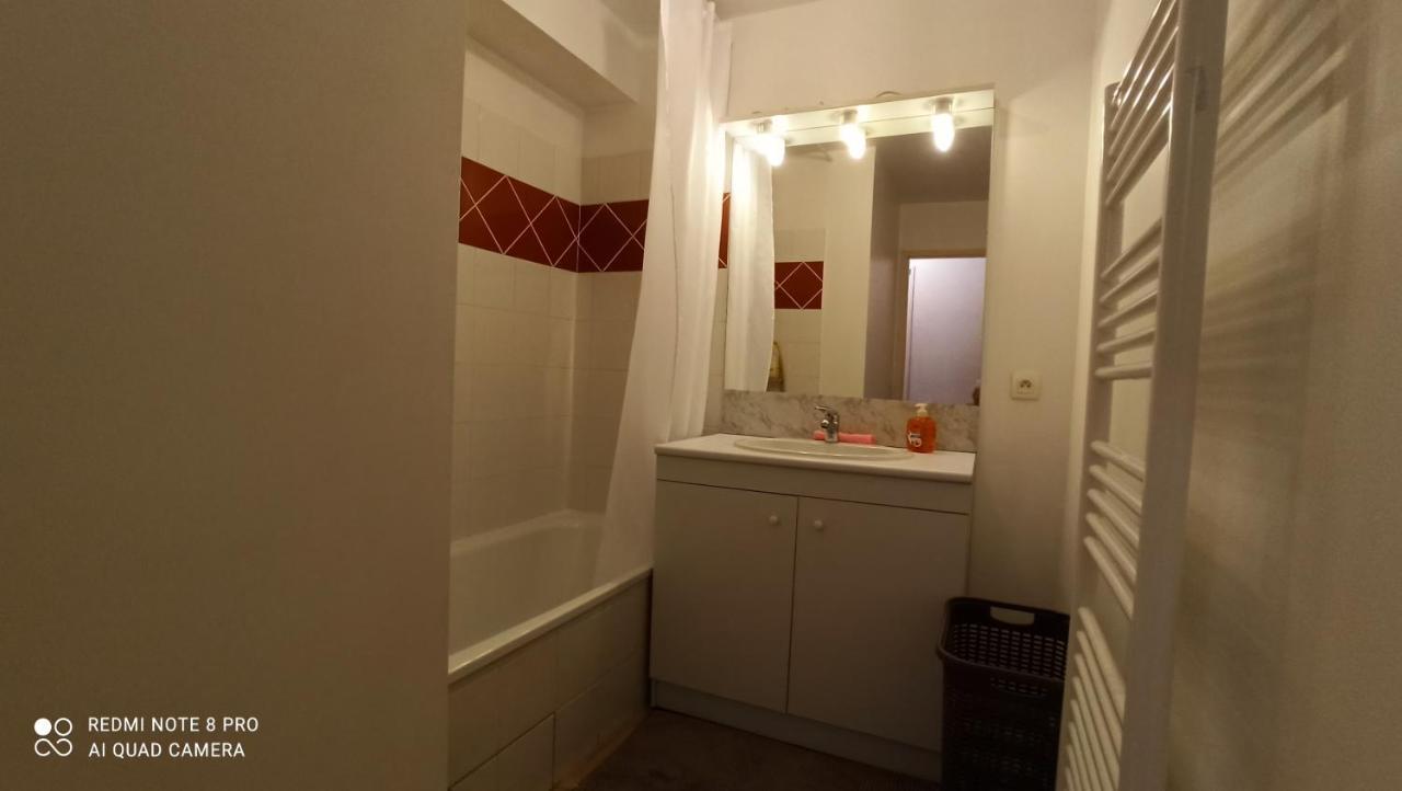 אנמסה Appartement Face A La Gare מראה חיצוני תמונה